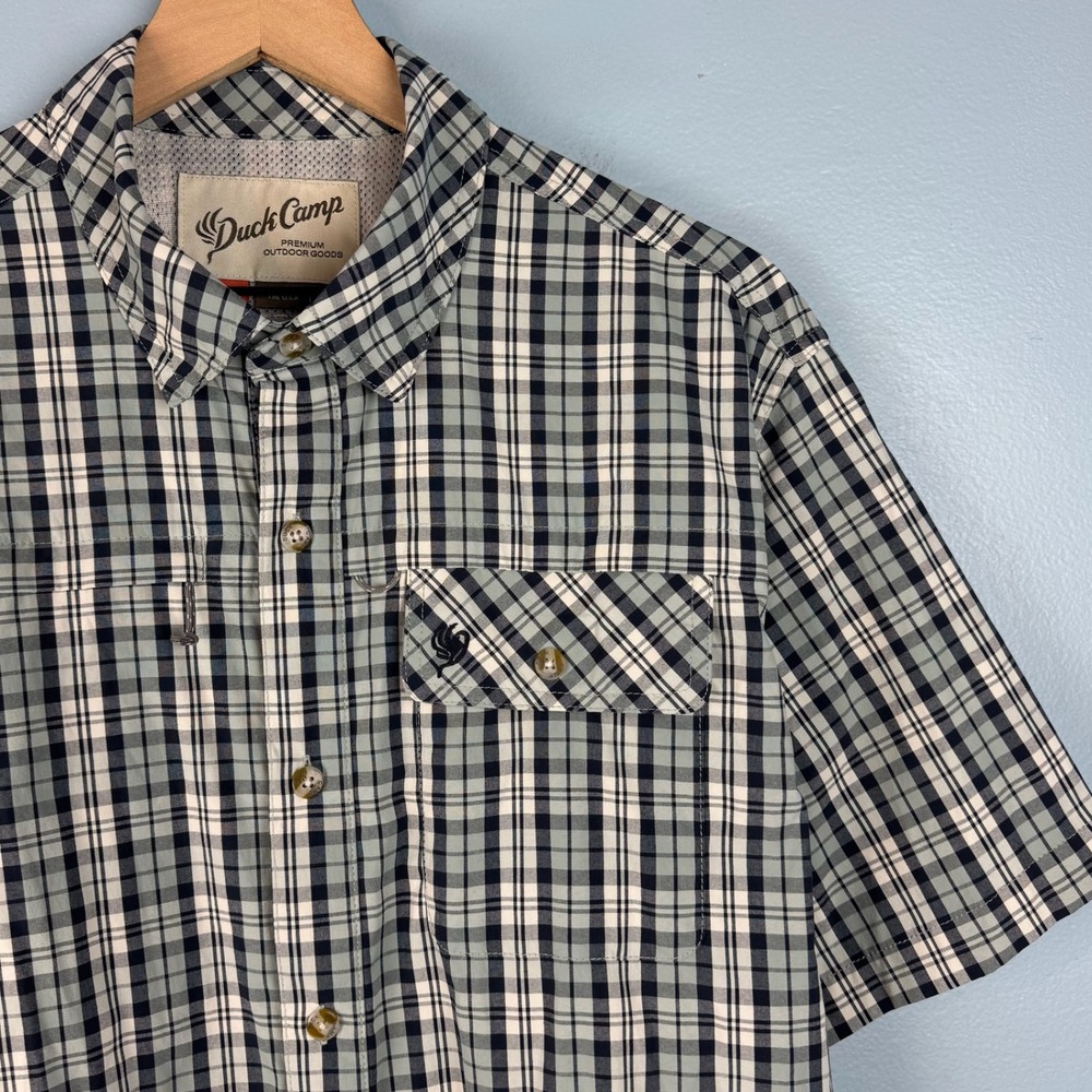 Duck Camp Mens XL Blue Plaid Short Sleeve Button Down Performance Fishing Shirt